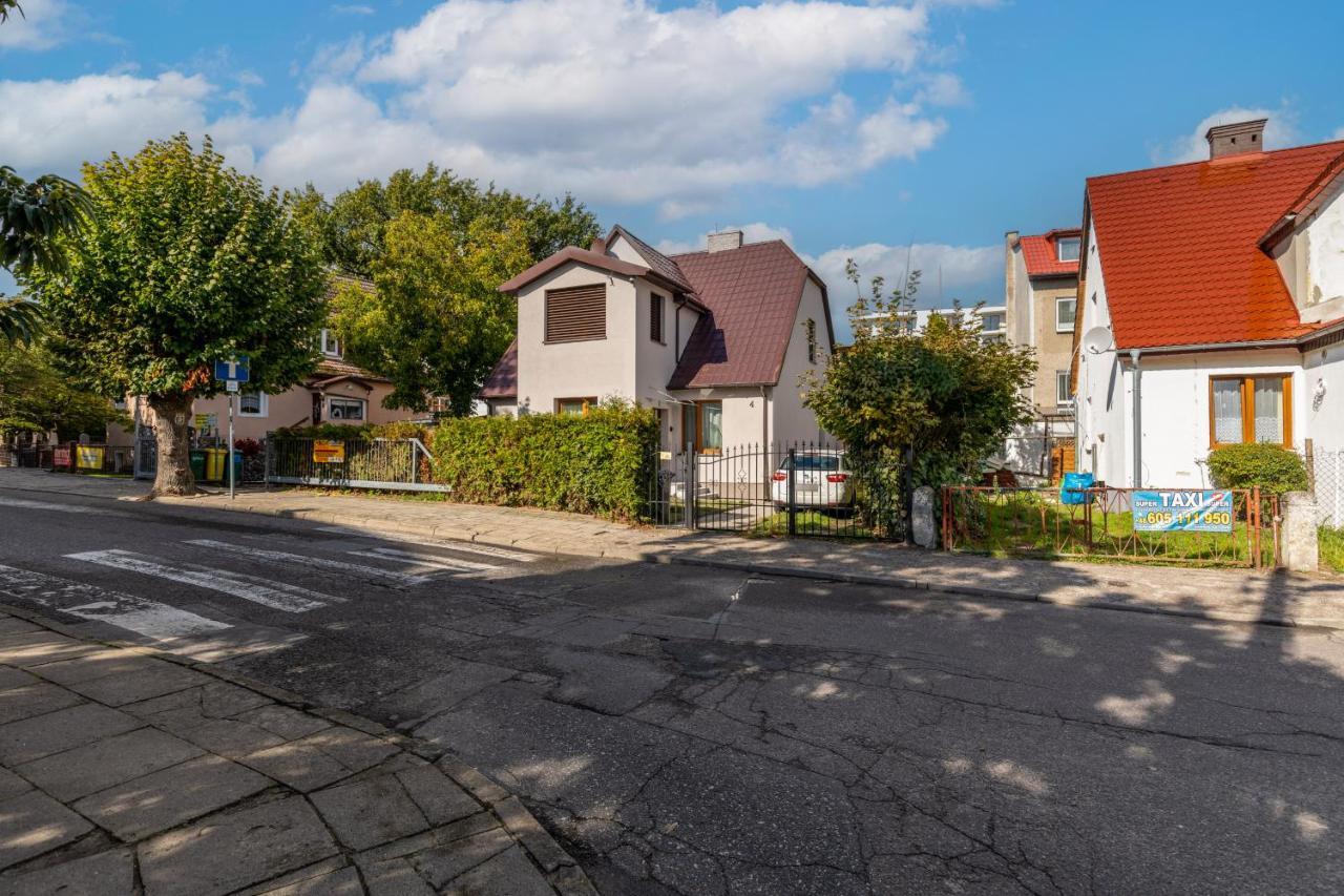 Seaside Apartment With Parking - Miedzyzdroje Dabrowki Exterior photo